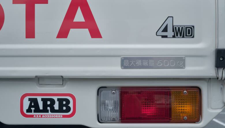 【’14 LAND CRUISER 70】丸いキャノピーが特徴的。レトロな70ピックアップ。