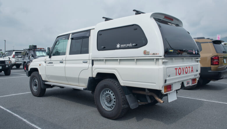 【’14 LAND CRUISER 70】丸いキャノピーが特徴的。レトロな70ピックアップ。
