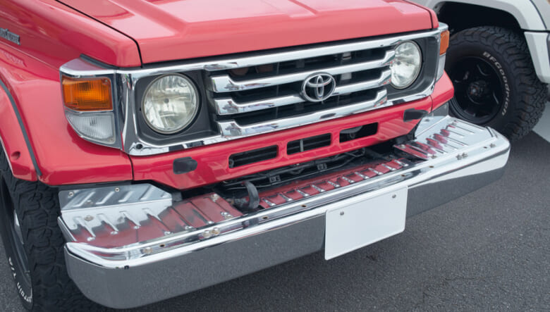 【’91 LAND CRUISER 70】ひと目惚れした鮮やかなレッドは家族もお気に入り。