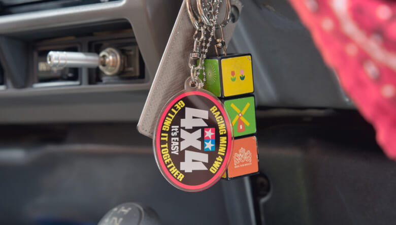 【’91 LAND CRUISER 70】ひと目惚れした鮮やかなレッドは家族もお気に入り。