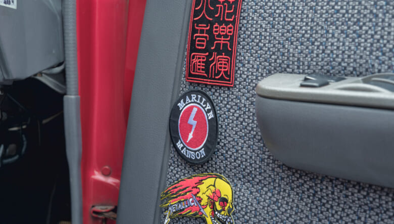 【’91 LAND CRUISER 70】ひと目惚れした鮮やかなレッドは家族もお気に入り。
