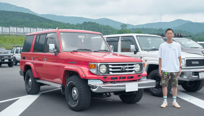 【’91 LAND CRUISER 70】ひと目惚れした鮮やかなレッドは家族もお気に入り。