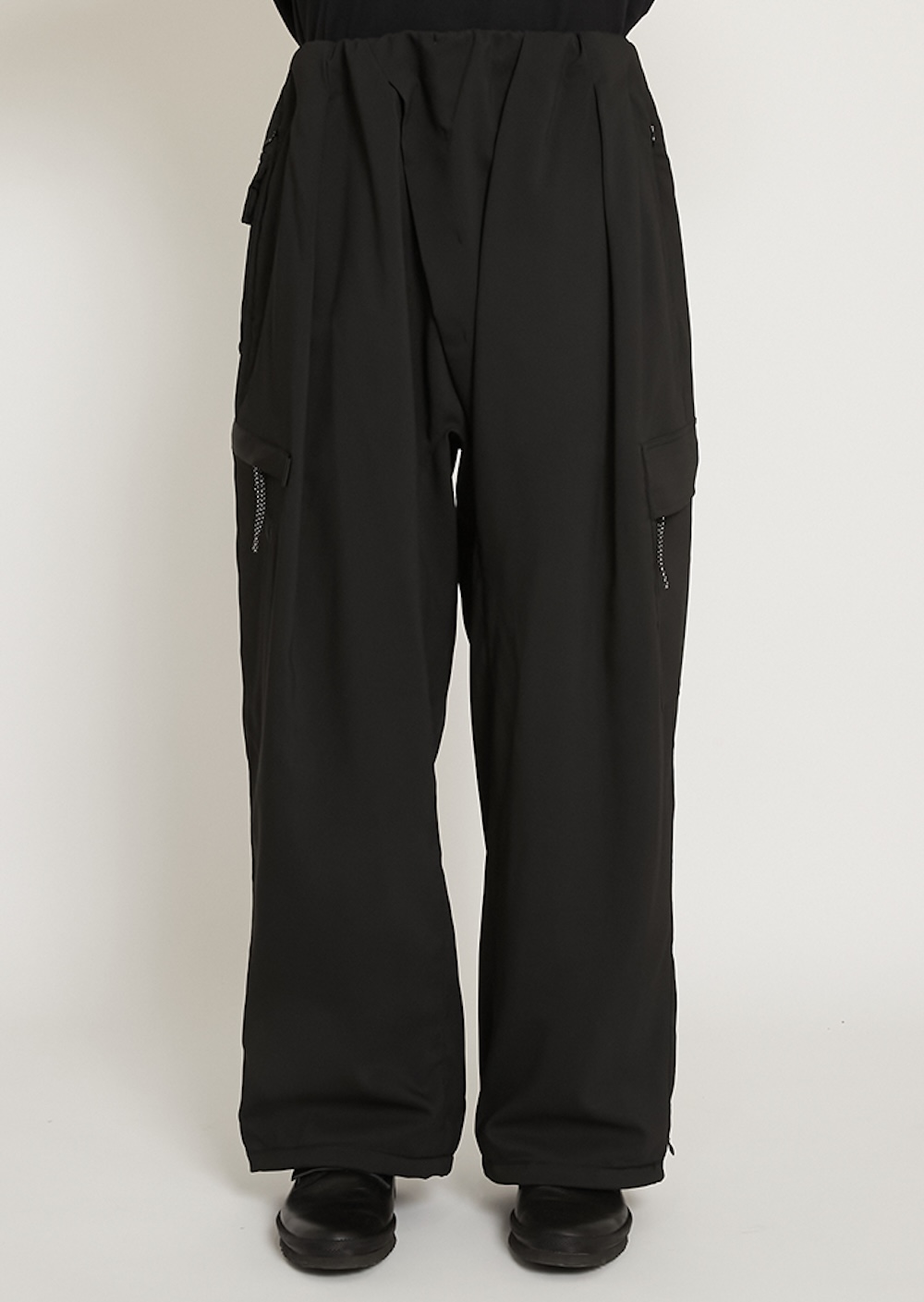 KREVA×ALMOSTBLACKのWOVEN TWO TUCK NINJA WIDE PANTS