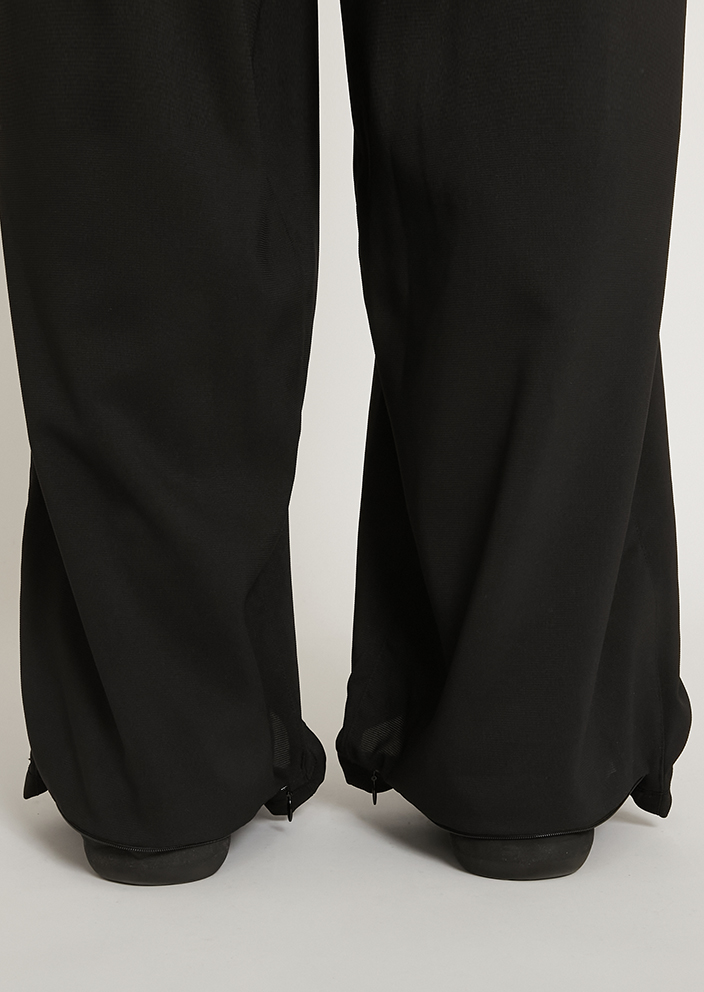 KREVA×ALMOSTBLACKのWOVEN TWO TUCK NINJA WIDE PANTS