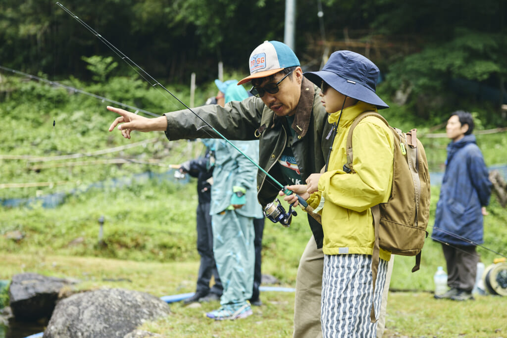 GO OUT FISHING JAM3