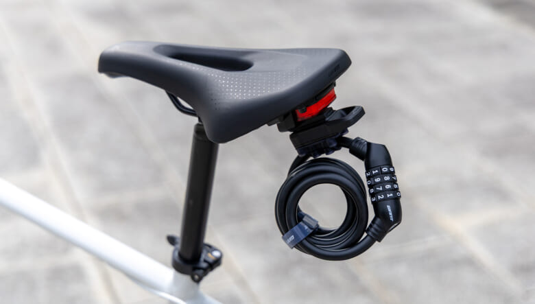 GIANTの定番クロスバイク「エスケープR3」がモデルチェンジ。洗練されたルックスと走りの安定感を獲得！