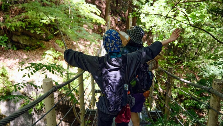 秘境の吊り橋ハイク！　初夏の渓谷で新緑を巡るオトナの冒険。【大柳川渓谷編 #02】　
