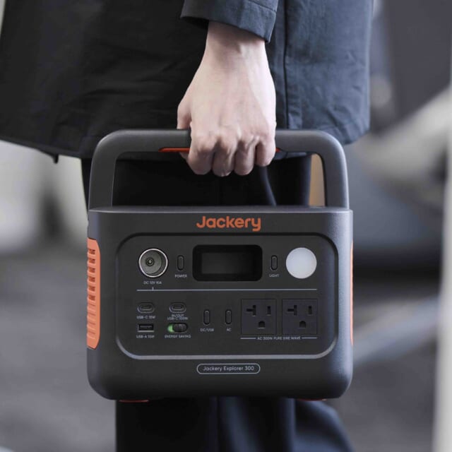 ジャクリの小型ポータブル電源が、更に使いやすく進化。3.7kgと軽量