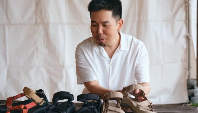 never young beach安部勇磨をFUJI＆SUNで直撃。「かっこよくて、タフ」「歩きやすい！」テバのハリケーンを語る。