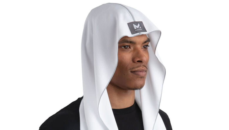 MISSION「Cooling Hoodie Towel」