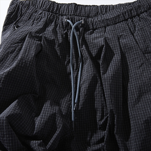 SHIRRING NYLON PARACHUTE PANTS