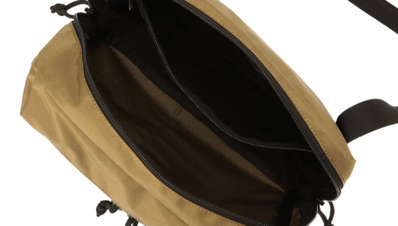 堅牢さと軽快さを両立した、オッシュマンズ×ブリーフィングの“RUGGED LITE”シリーズが満を持して登場。