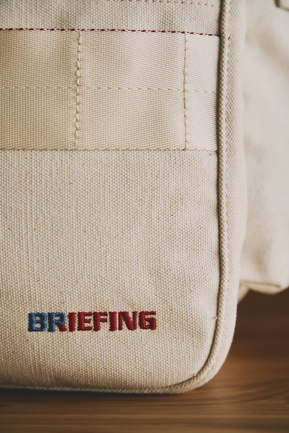 beautiful people×BRIEFING Item Detail