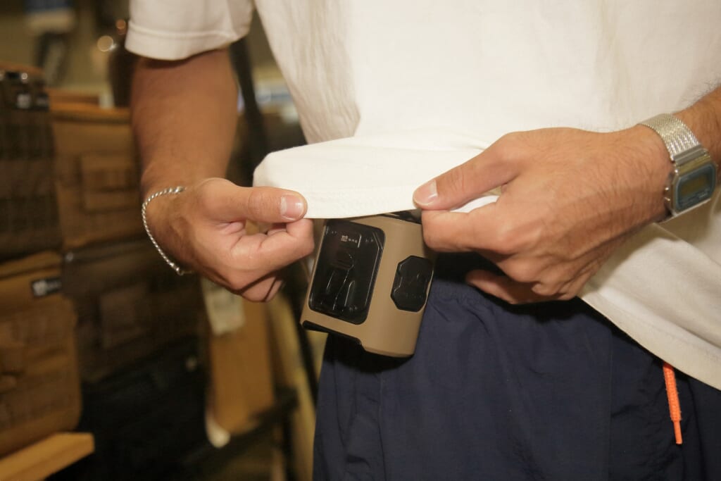 WAQ/FIELD WAIST FANウエスト装着