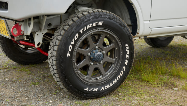【’15 SUZUKI JIMNY JB23】砂浜でも性能を発揮する!!サーファーが選んだ相棒。