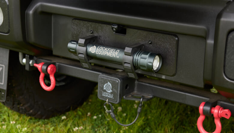 【’23 SUZUKI JIMNY SIERRA JB74】工業用デザインを随所に。機械的ルックでゴツさ倍増。