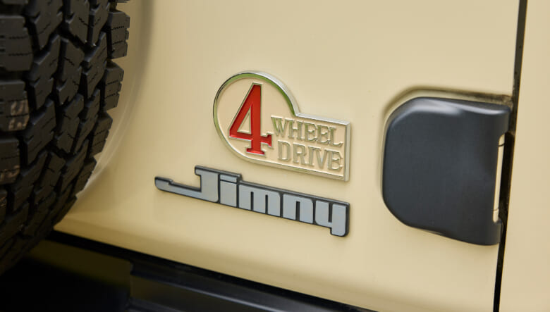【’21 SUZUKI JIMNY JB64】派手さがないのが良い。黒をポイントに引き算。