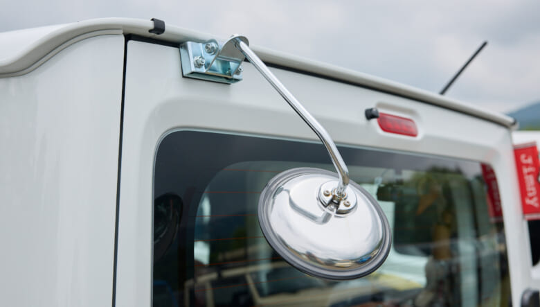 【’25 SUZUKI JIMNY JB64】エントリーグレードXGをあえてチョイスし、旧車感を。