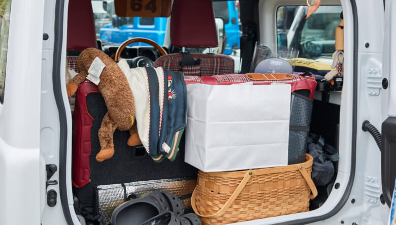 【’25 SUZUKI JIMNY JB64】エントリーグレードXGをあえてチョイスし、旧車感を。