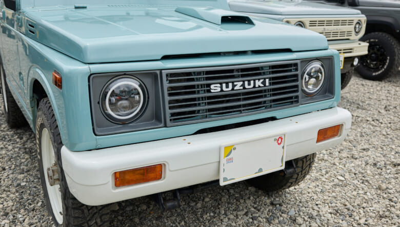 93 SUZUKI JIMNY JA11】1型グリルと最新ライトでイマドキな旧車が完成