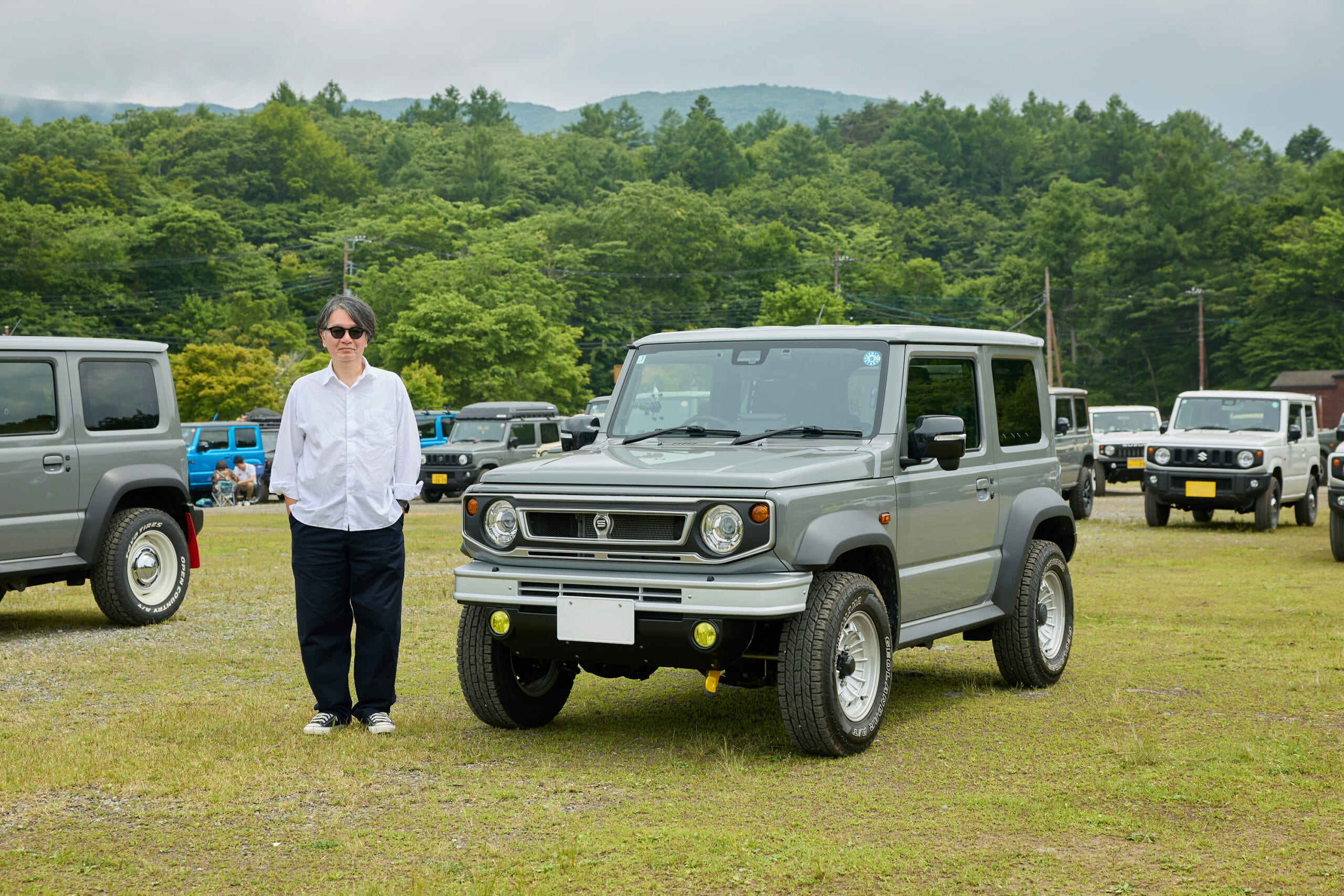 23 SUZUKI JIMNY SIERRA JB74】レビンデザインのグリルで、アーバン
