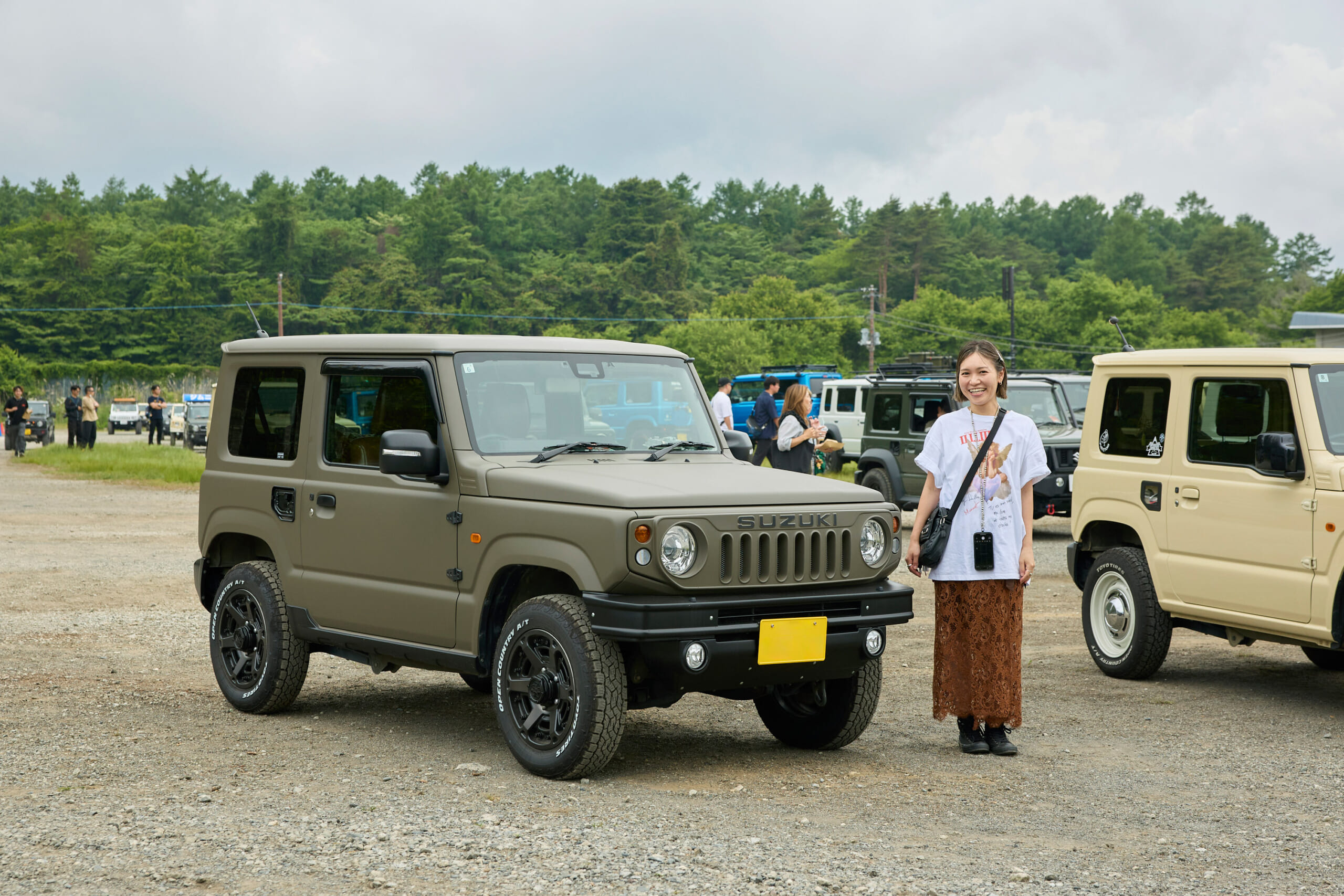 21 SUZUKI JIMNY JB64】自衛隊カラーを再現した、女性目線のミリタリー