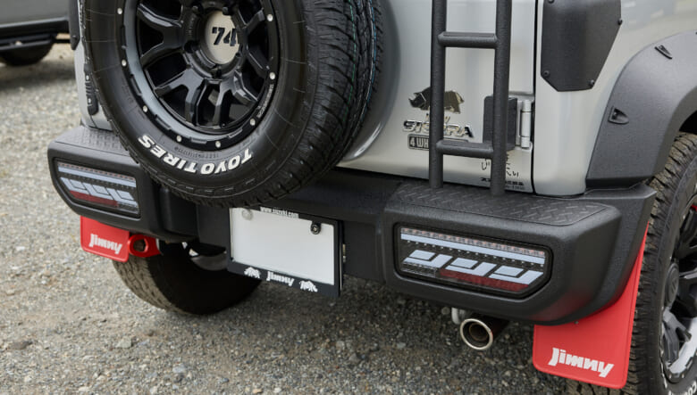 【’22 SUZUKI JIMNY SIERRA JB74】キャンプ好きアピールの、ギア感満載ドレスアップ。