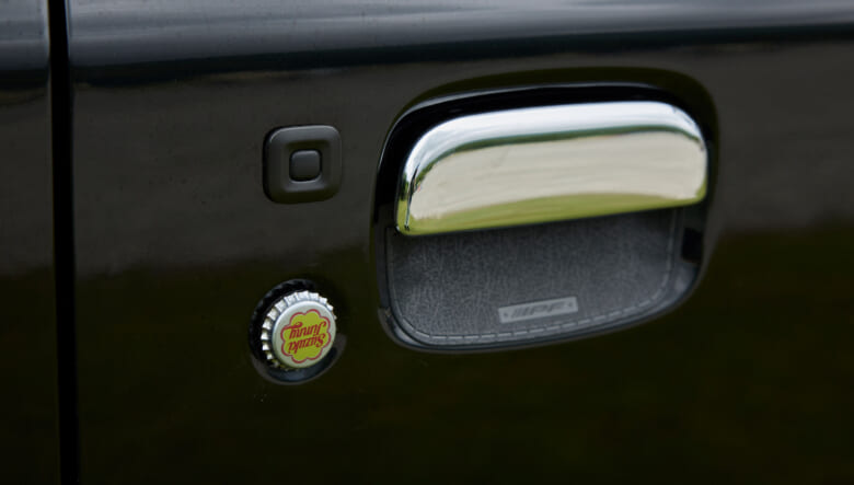 【’23 SUZUKI JIMNY SIERRA JB74】アメリカンカスタムは、メッキ使いがポイント。