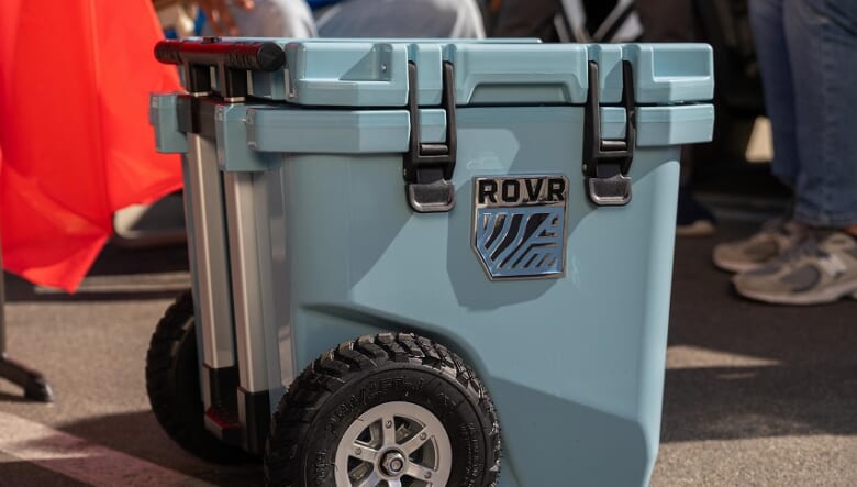 RovRのキャリークーラーに手頃なサイズが仲間入り。機能&ロゴを刷新して使い勝手を向上！