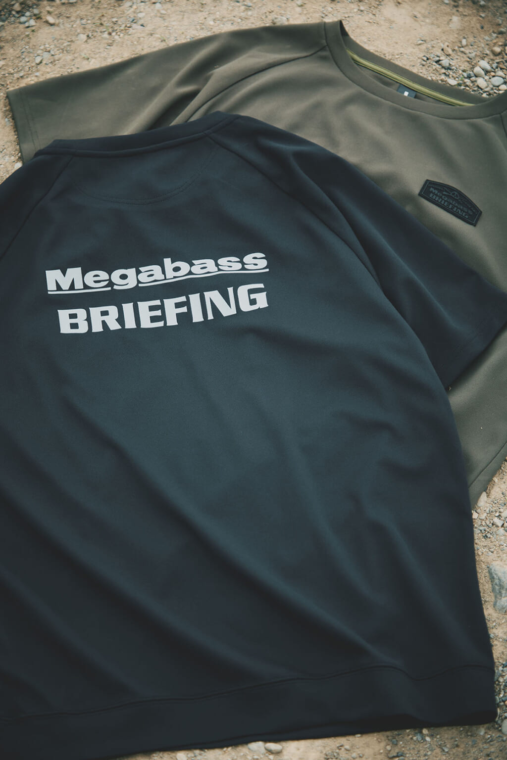 BRIEFING Megabass Tシャツ