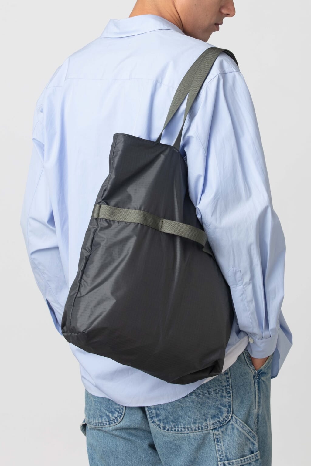 8.6.4×ronherman_Weekender Small