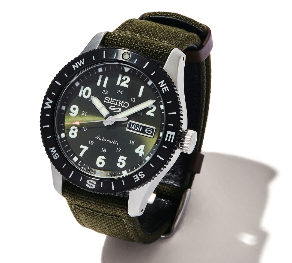 Seiko 5 Sports
HDB008J ¥52800(セイコーウオッチお客様相談室)