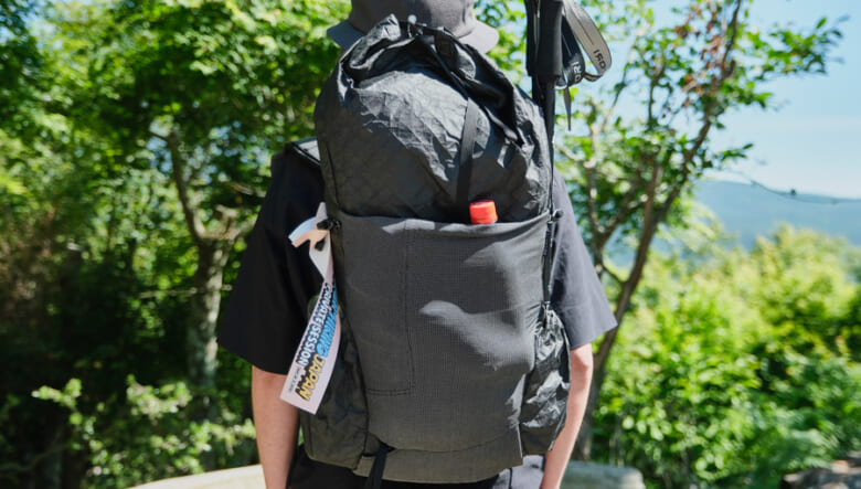 ウエストバッグで差し色をプラス。-GO OUT SUPER HIKING JAPAN 2026″PRIVATE SESSION”-