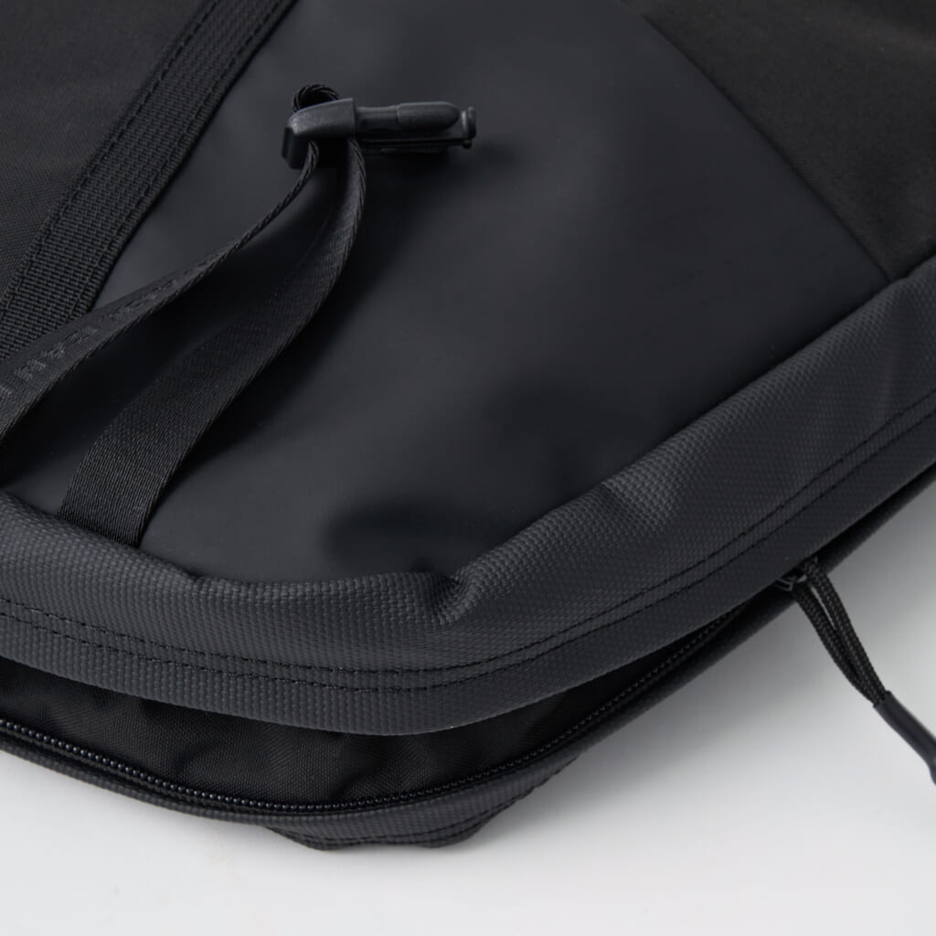 WM×BR NEOCHROME MESSENGER