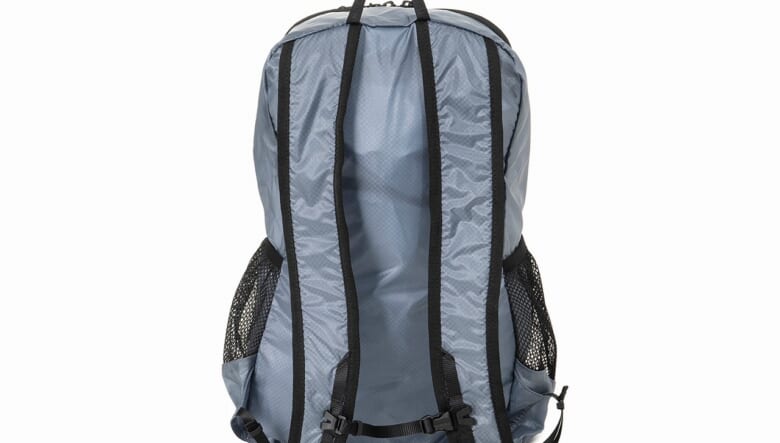 軽量&タフネスなZEROGRAMのパッカブルディバッグは、軽登山やトラベルシーンまでマルチに活躍！