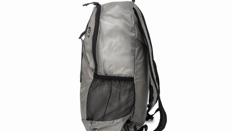 軽量&タフネスなZEROGRAMのパッカブルディバッグは、軽登山やトラベルシーンまでマルチに活躍！