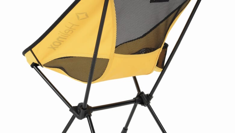 ヘリノックスの王道ファニチャー「チェアワン」に、日本限定のイエローが登場！