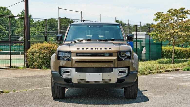 ラゲッジを最大限に活用し、シゴトも釣りも活躍中。【’22 LAND ROVER DEFENDER 110】