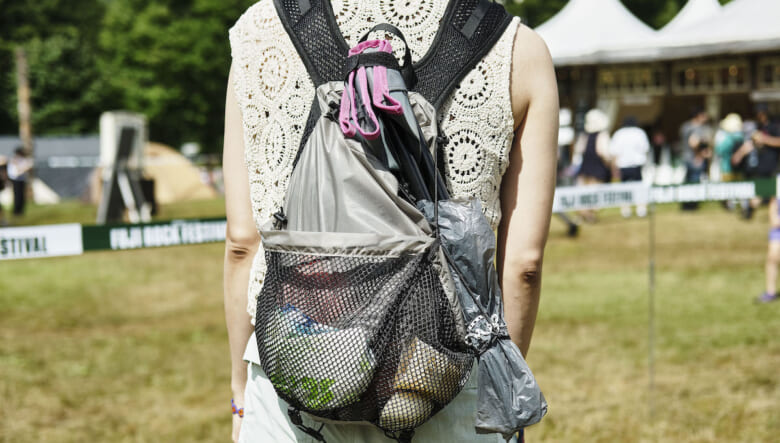 実用性グッズでフェス感をアピール。-FUJI ROCK FESTIVAL 2026-