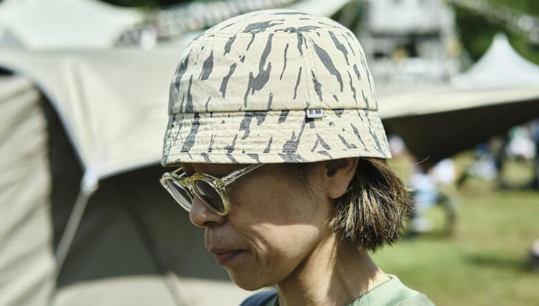会場にそっと馴染むグリーンコーデ。-FUJI ROCK FESTIVAL 2026-