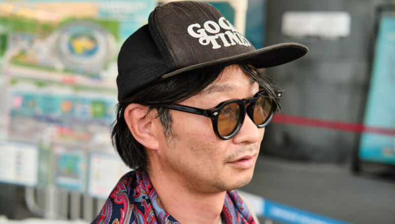 定番のスタイルにスカーフで変化を。-SUMMER SONIC 2026-