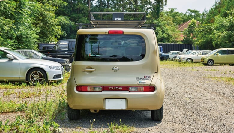 アメ車好きがあえて選んだ、コンパクトなキャンプ車。【’10 NISSAN CUBE】