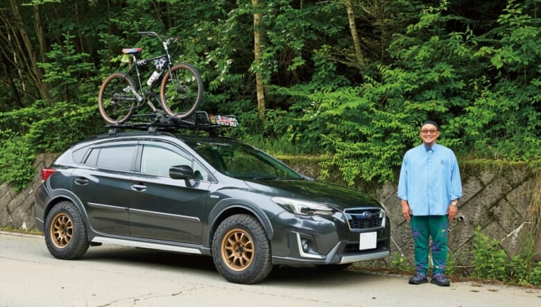 自転車が趣味という柿本さんは、ピストバイクや90年代をメインとしたオールドMTBにBMXなど、さまざまなタイプの自転車を所有して、カスタムを楽しんでいるそう。「最近は子どもと一緒に走るのを楽しんでいます」。