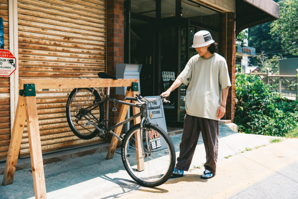 京都府笠置町にあるTHEUNFORMSTOREの石橋さん