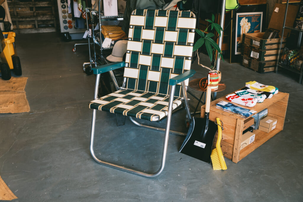 アメリカ製の「LAWN CHAIR(ローンチェア)」