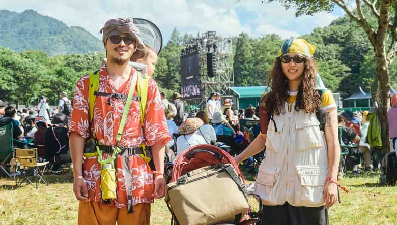 オーバーサイズでゆる山遊びコーデ。-FUJI ROCK FESTIVAL 2026-