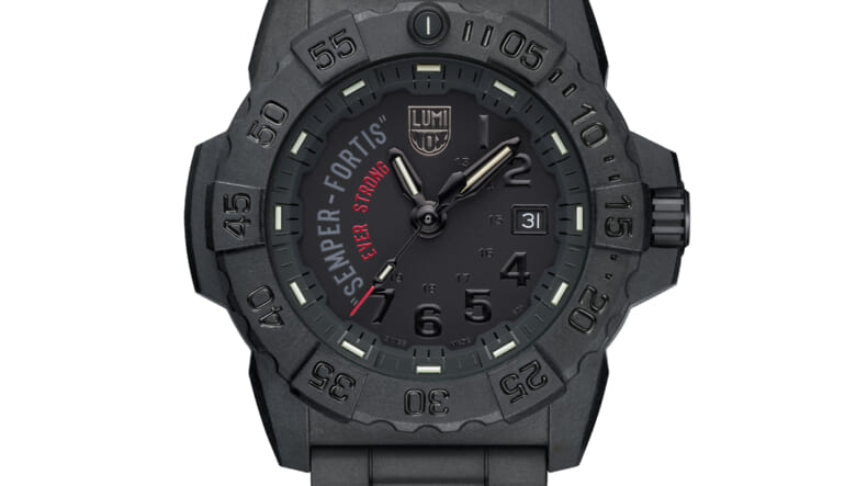 ルミノックスから、“Navy SEALs”の特別バージョンが発売。米海軍特殊部隊のメッセージが込められたフルカーボノックス仕様で世界限定775本！