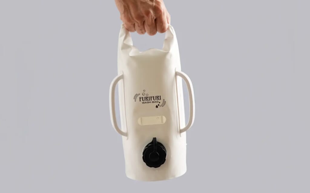 FURIFURI WASH BAG手持ち