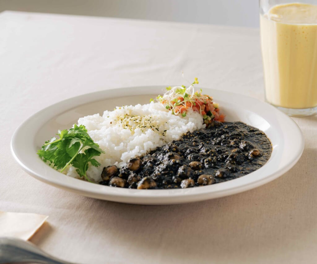 麻炭ひよこ豆カレー