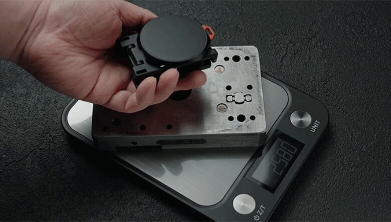ショルダーストラップ固定でスマホをスムーズに扱える！MagSafe を有効活用したアイテムがMakuakeで先行販売。